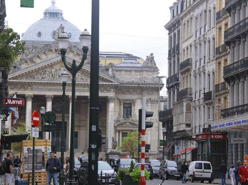 Dansaert Hotel Brüssel Exterior foto